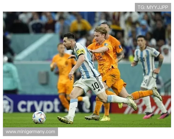 全景重温经典足球赛事精彩瞬间深度解析赛场背后的故事